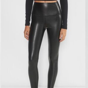 Aritzia Wilfred Daria pant size small